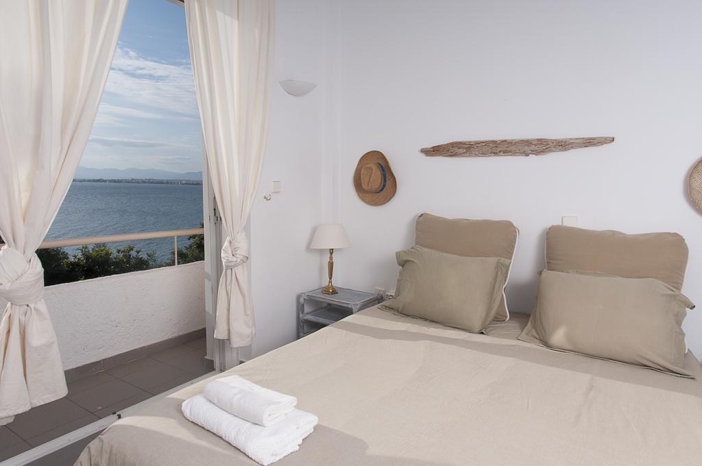 Messinian Blue Seaside Villa Kalamata Exterior foto